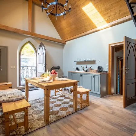Hrad Kunzov Boutique & & Restaurant 5*